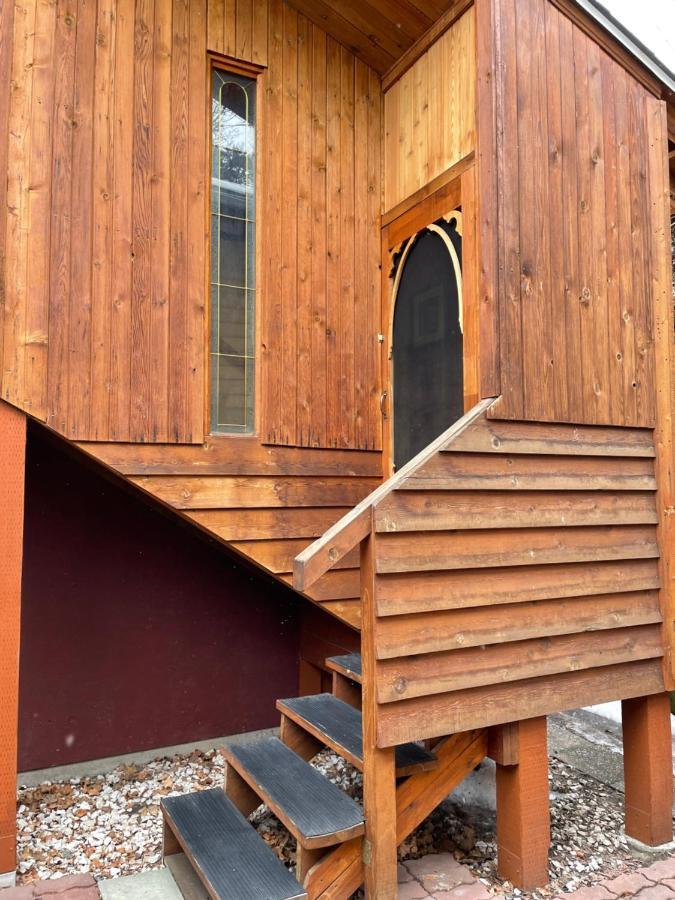Luna Bed & Breakfast Гранд-Форкс Экстерьер фото